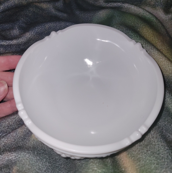 Vintage Duncan and Miller Milk Glass Bowl Grape Pattern 4" - Picture 5 of 8